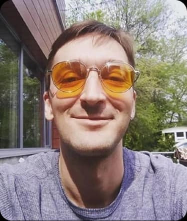Павел Банников